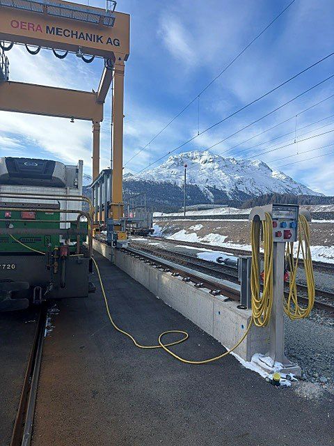 Coffret de distribution électrique GIFAS type 7700 pour l'alimentation d'une installation des Chemins de fer rhétiques (RhB)