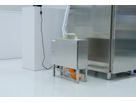 Scatole di derivazione a parete con cavi elettrici installate nel laboratorio di Goldach per la distribuzione elettrica