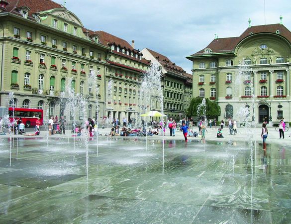 Federal square Bern with water features - GIFAS underfloor distribution boxes ensure a reliable power supply and unobtrusive installation in the city center