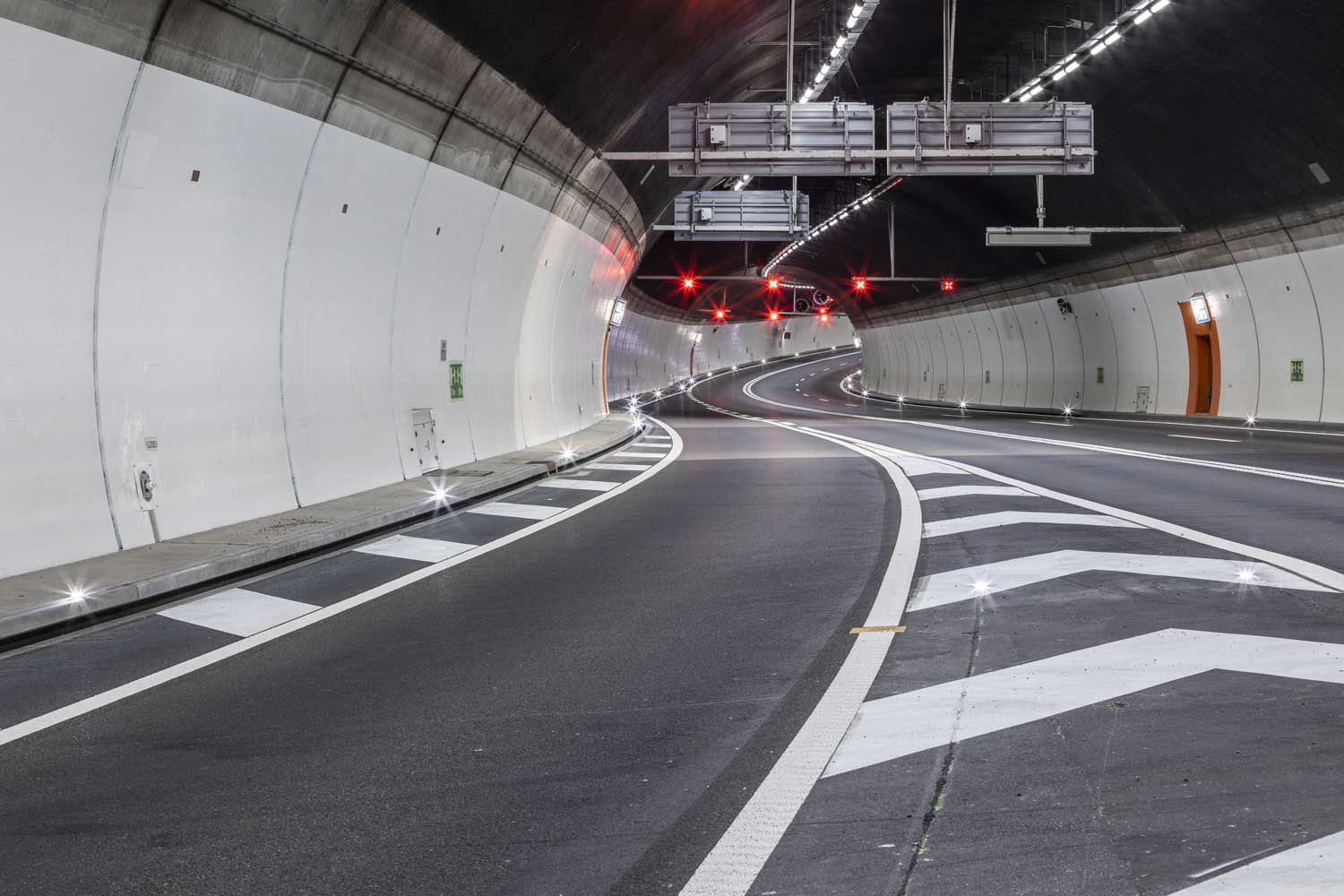 MarkLED Tunnelbeleuchtung im Autobahntunnel Schaffhausen – leistungsstarke und gleichmässige Ausleuchtung für mehr Sicherheit