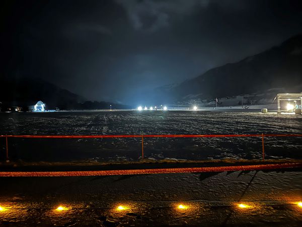 Snow-covered event area at night with RoadLED for safe temporary routing in outdoor areas