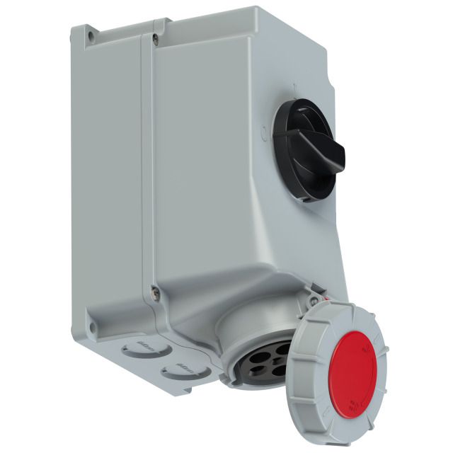 Safety wall socket with master switch CEE IP67