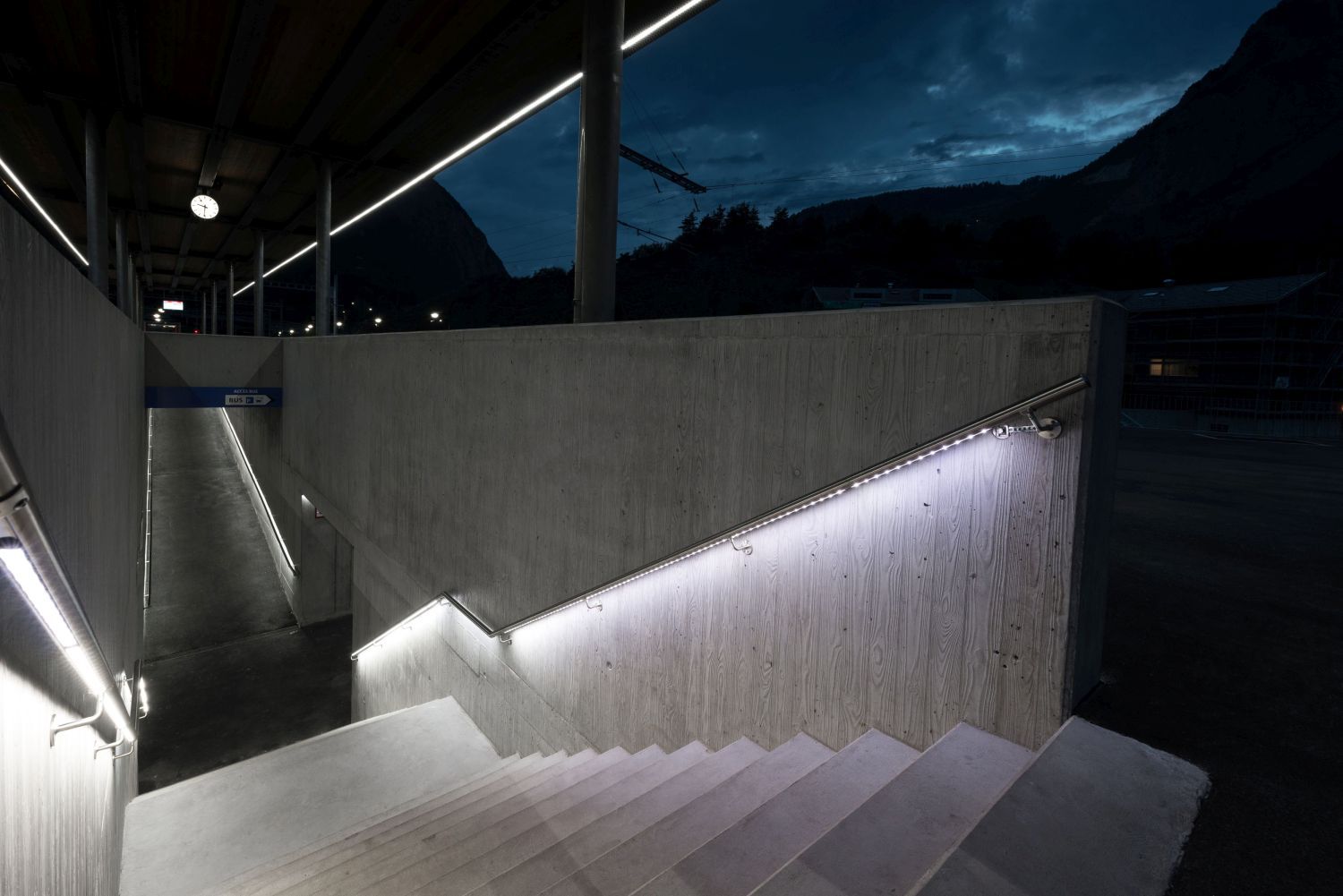 LED handrail lighting at Sembrancher station - safe and efficient illumination of the staircase area with LaneLED