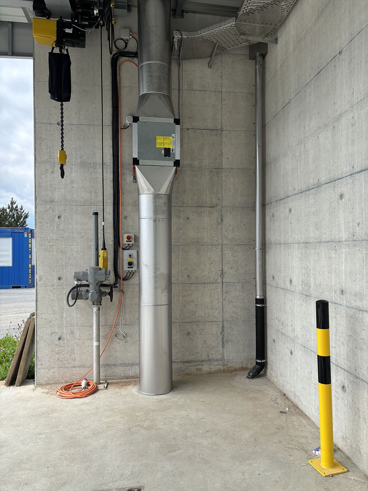 Interruttore di sicurezza e sistema di installazione in un impianto di trattamento delle acque reflue - alimentazione affidabile per le applicazioni