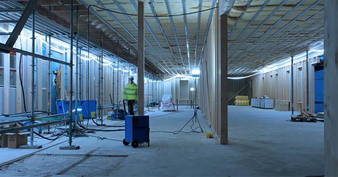 Sistema di illuminazione a LED FlexLED per interni - Illuminazione di cantiere per grandi superfici per un lavoro sicuro ed efficiente